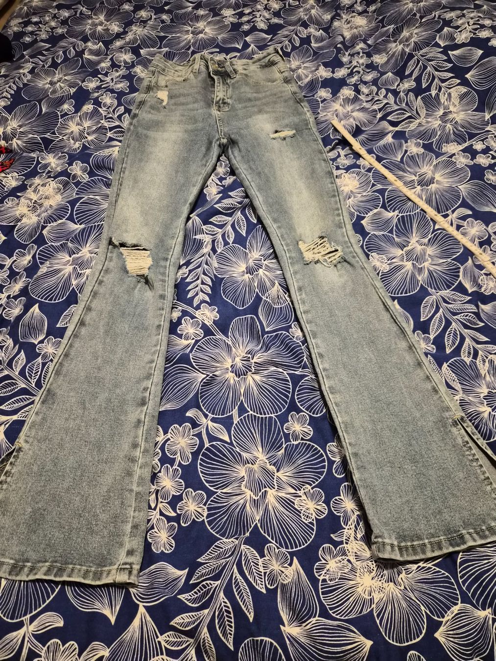 Shein Jeans: Jeanshose Shein  gr xs nr 22 – Nuovo (secondo la descrizione) da Dietikon venduto da Eleda