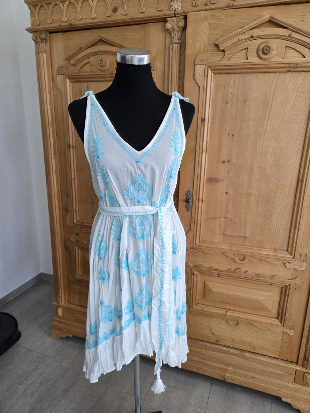 Kleider: schönes Strandkleid, Kleid, Pranella – Neu (gemäss Beschreibung) aus Wiesendangen von Sinhuk