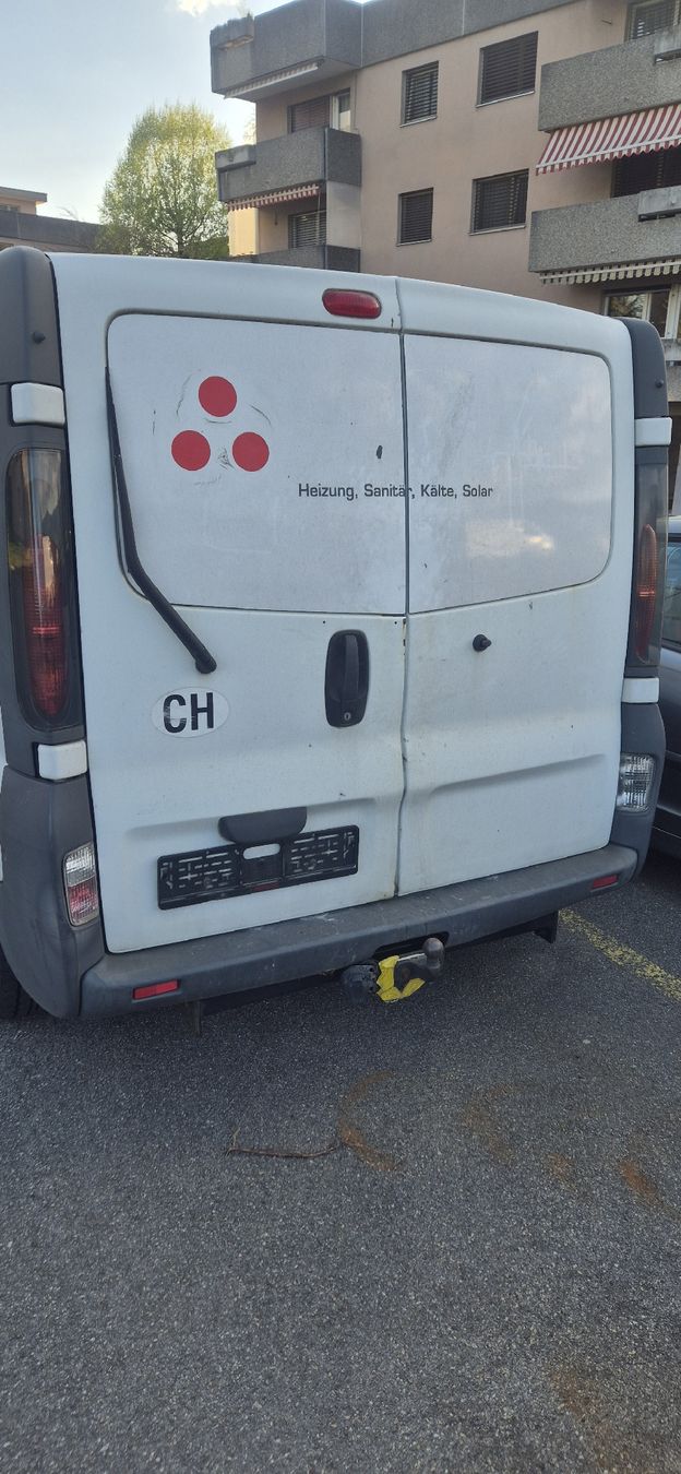 Opel Veicoli commerciali: opel vivaro – Usato da Oftringen venduto da tod_m6cr 6