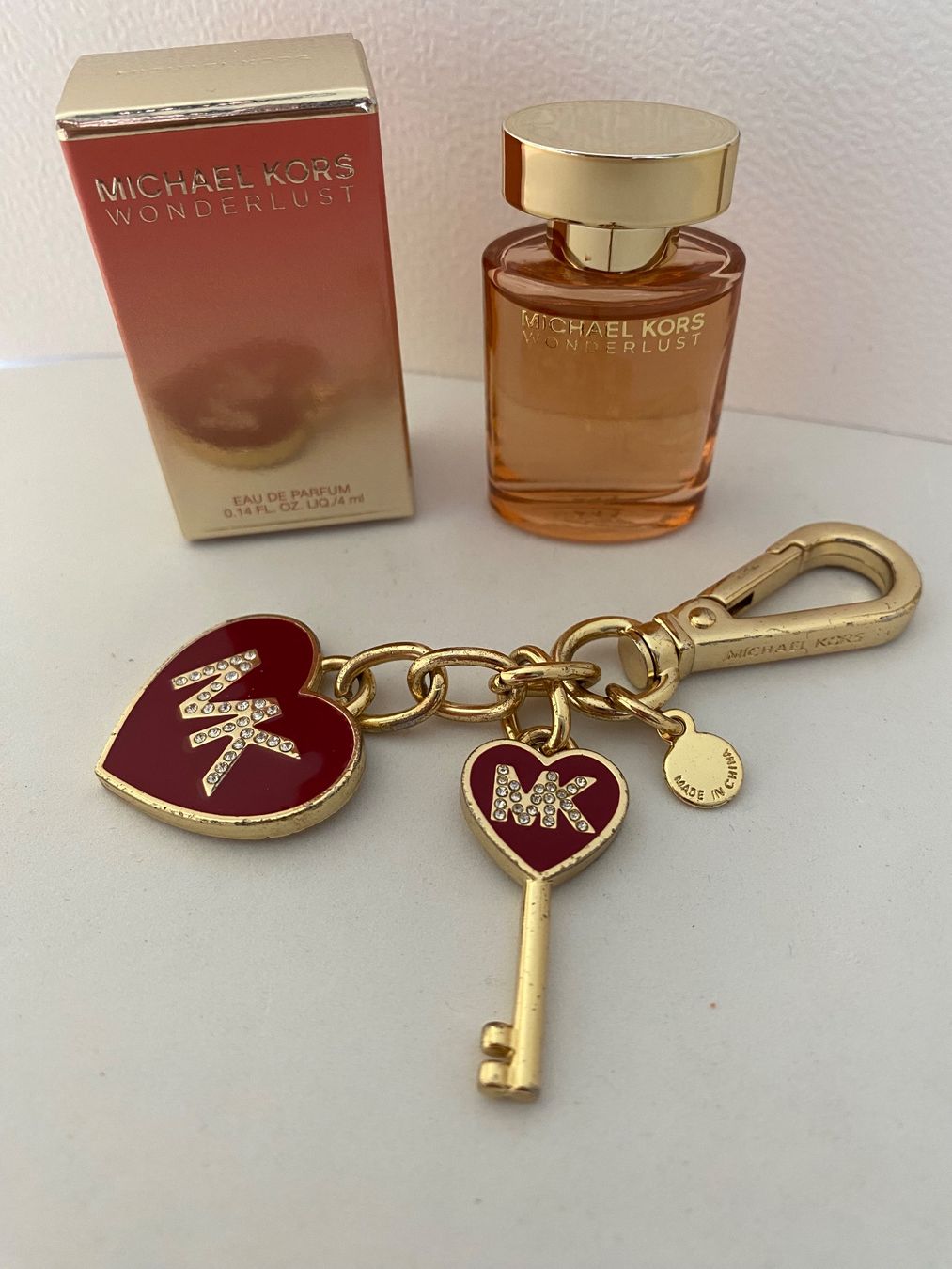Michael Kors Profumi & Eau de Toilette: Miniature et porte-clés Michael Kors – Nuovo e nell'imballaggio originale da Bouveret venduto da wes_7zll