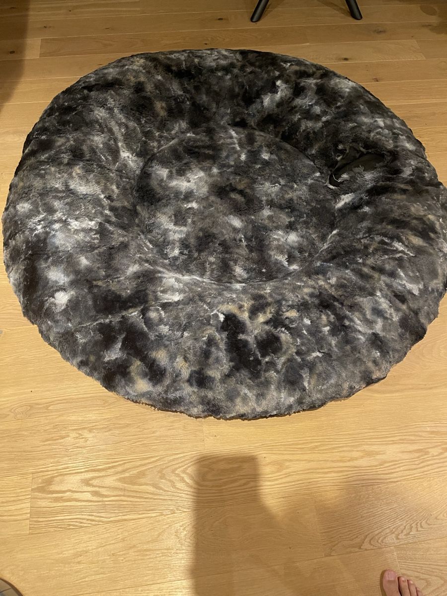 Cucce & Letti: Grosses Rundes Hundebett Ridgi Pad – Usato da Dietikon venduto da lazio9096