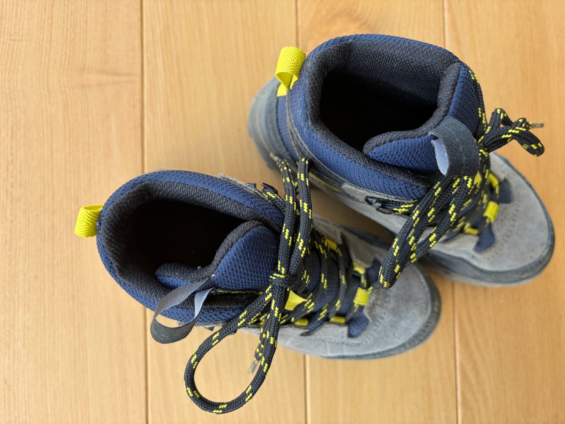 Decathlon Schuhe für Jungen: Wanderschuhe - Grösse 28 – Gebraucht aus Grüt (Gossau ZH) von javelin00 4