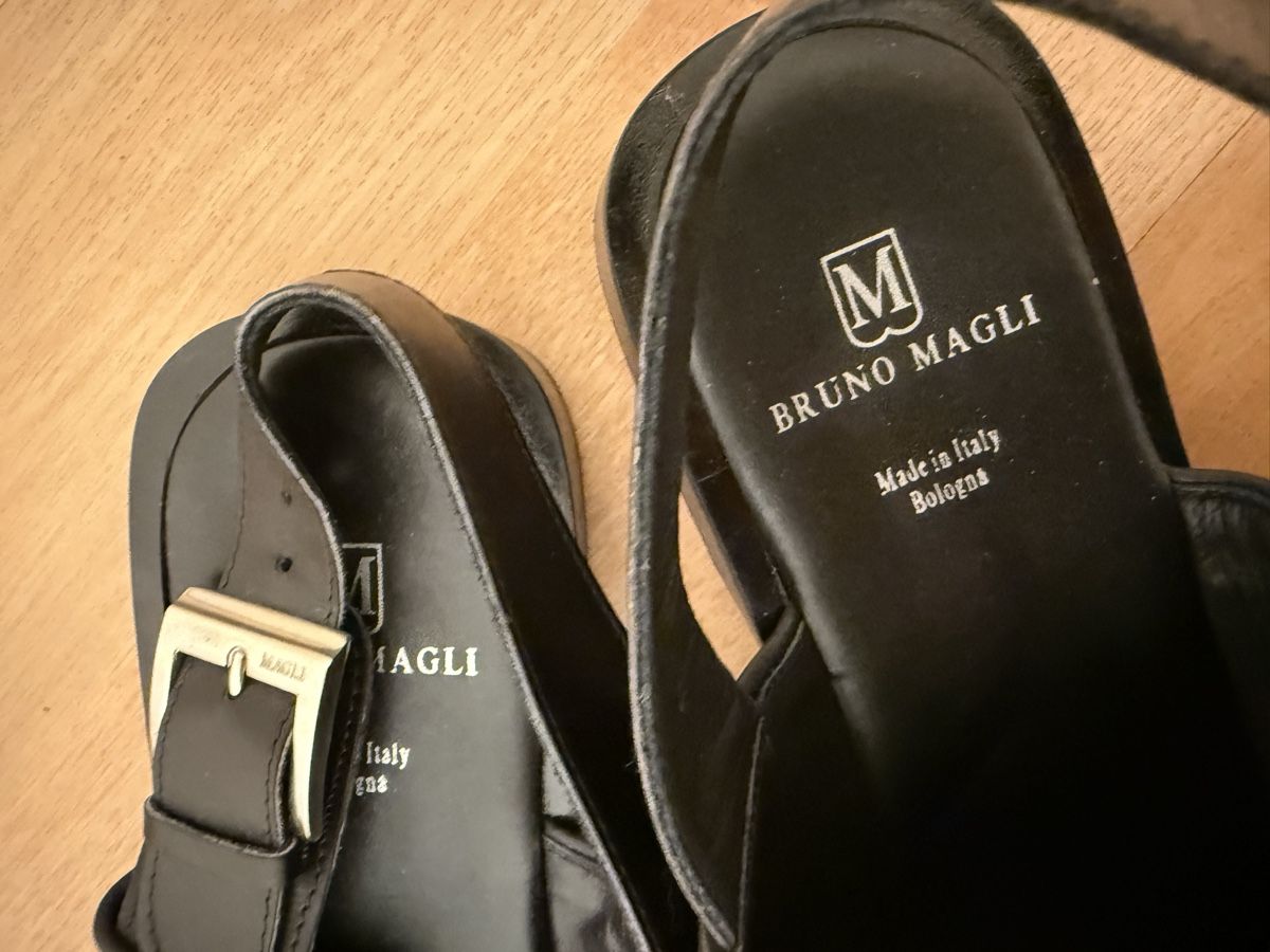 Scarpe da uomo: Bruno Magli Black Leather Slingback Sandals, Size 10 – Usato da Zürich venduto da andreamt 1