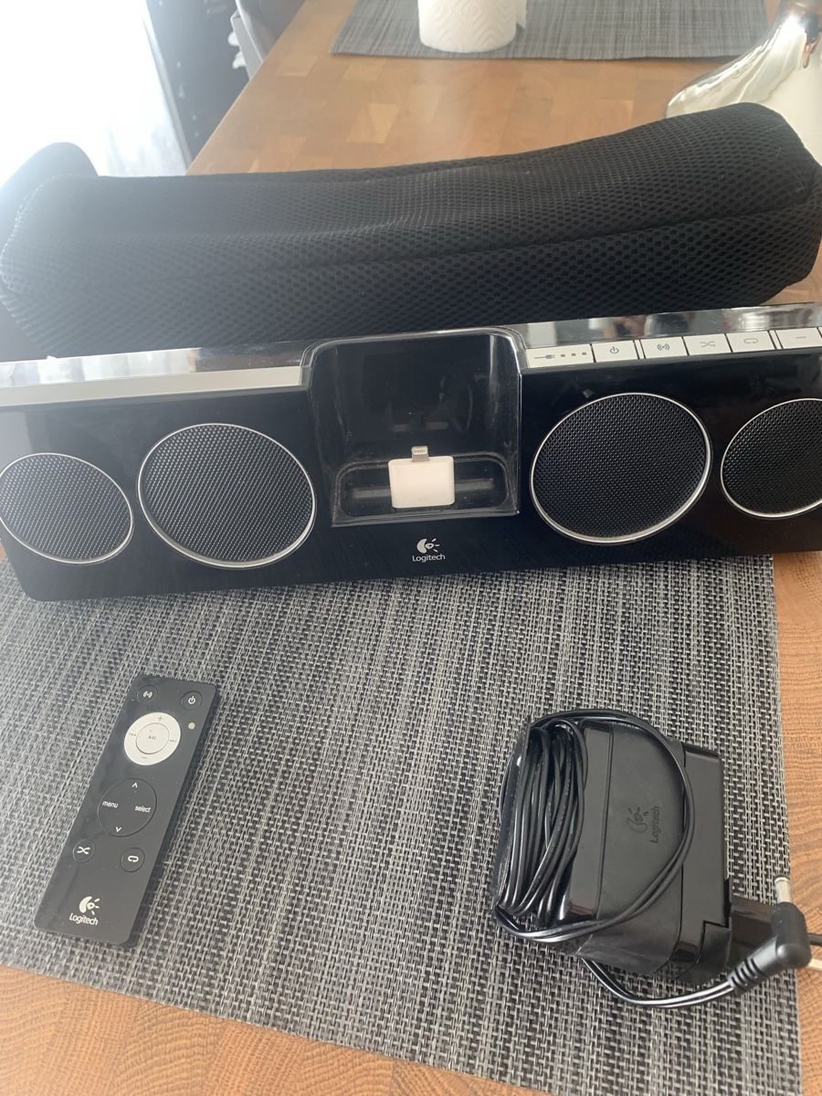 Logitech Haut-parleurs: Logitech iPod mobile Soundbar – D'occasion à Emmen par ama_8wmn 2
