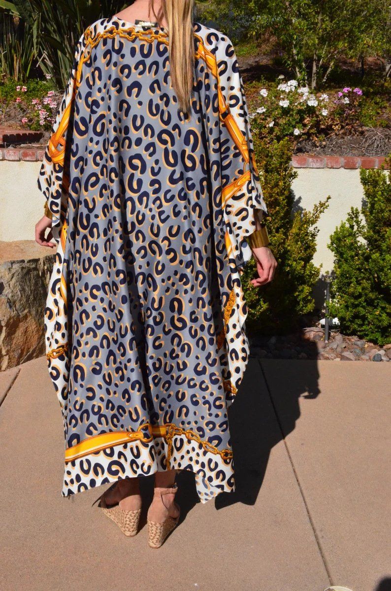 Vestiti: Leopard Beach Cover Ups, New Maxi Beach Dress – Usato da Gächlingen venduto da CHARLEZGIFTS 1