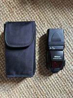 Nikon Speedlight SB-800 camera flash with case