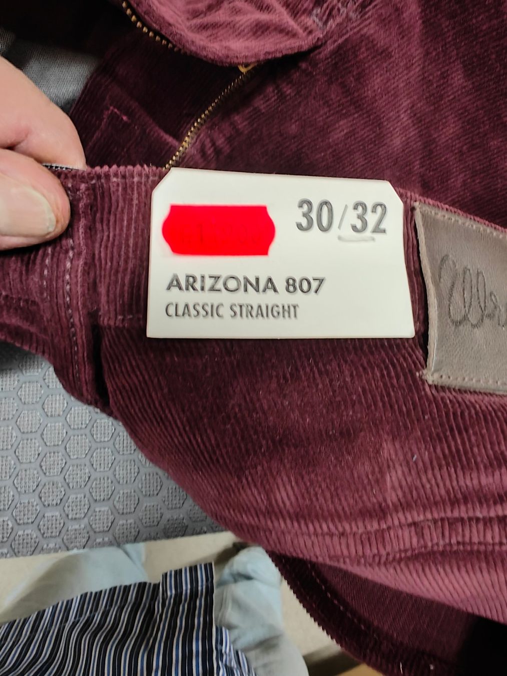Pantalons: WRANGLER Cord-Hose (NEU) – Neuf avec emballage d'origine à Basel par StoreHandling 2