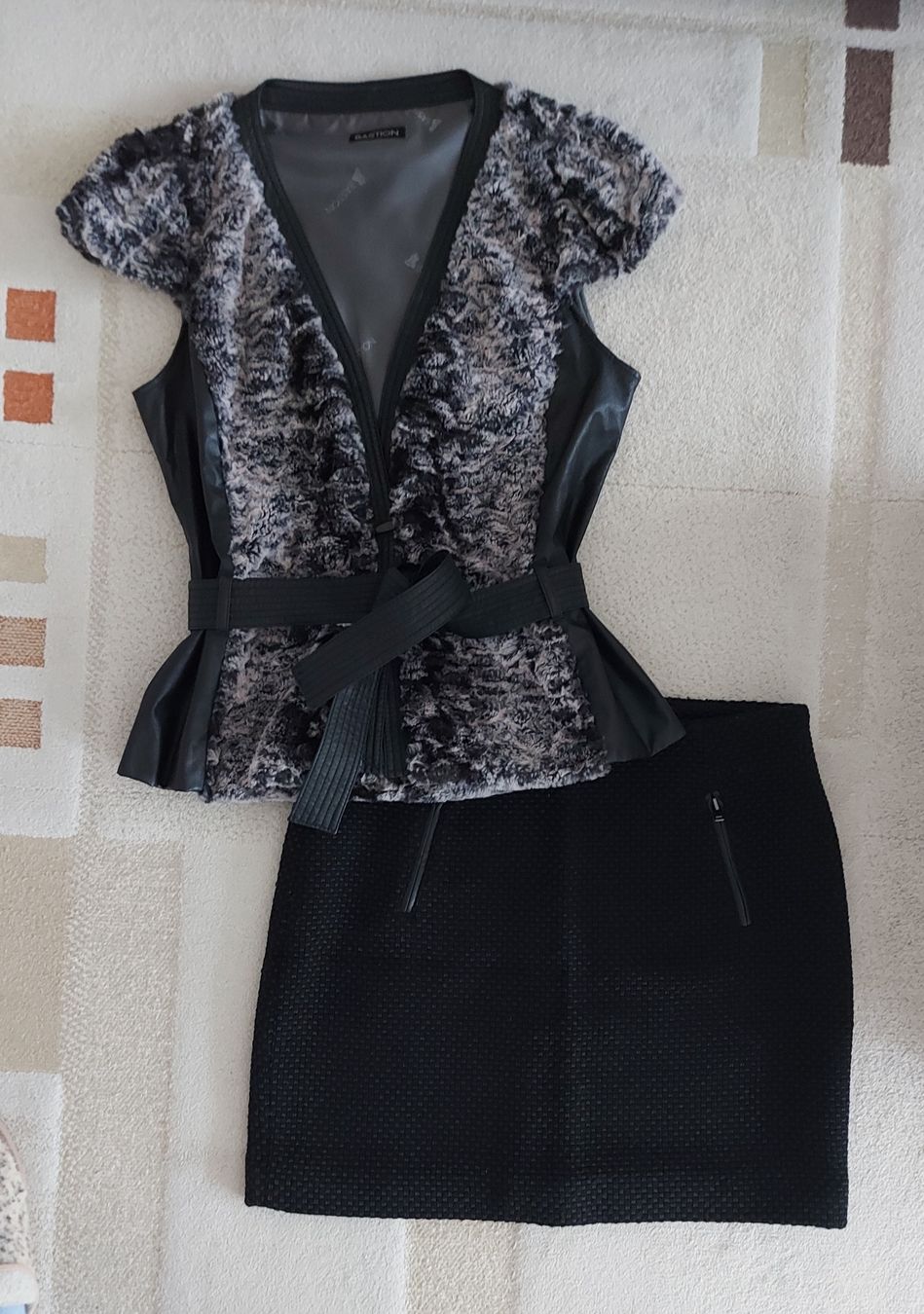 H&M Blusen: Damen Hemd von H&M Gr. M – Neu (gemäss Beschreibung) aus Wabern von Irakene 9
