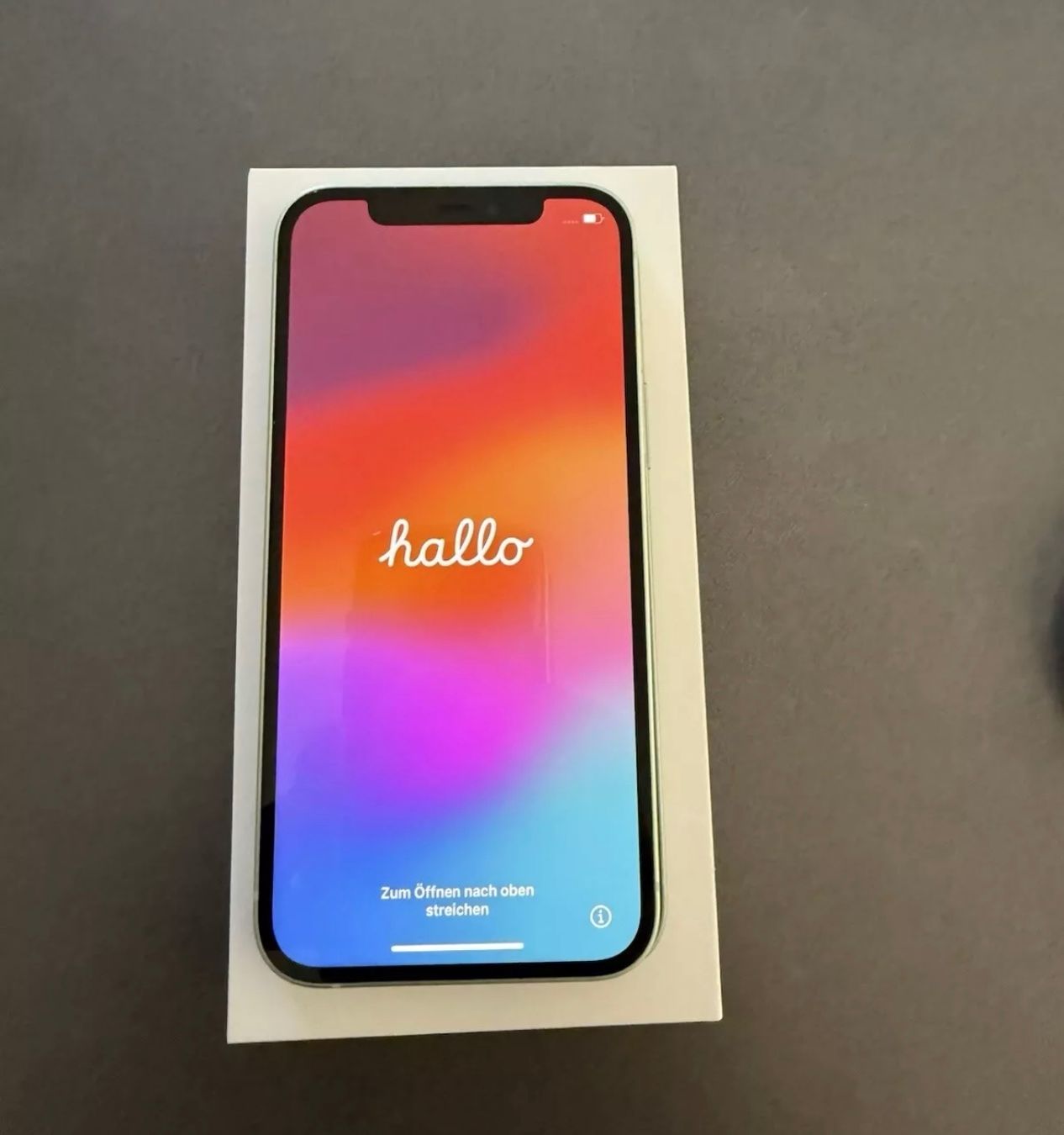 Apple Telefoni cellulari / Smartphones: iPhone 12 128GB Akku 98% – Usato da Luzern venduto da Waince786 1