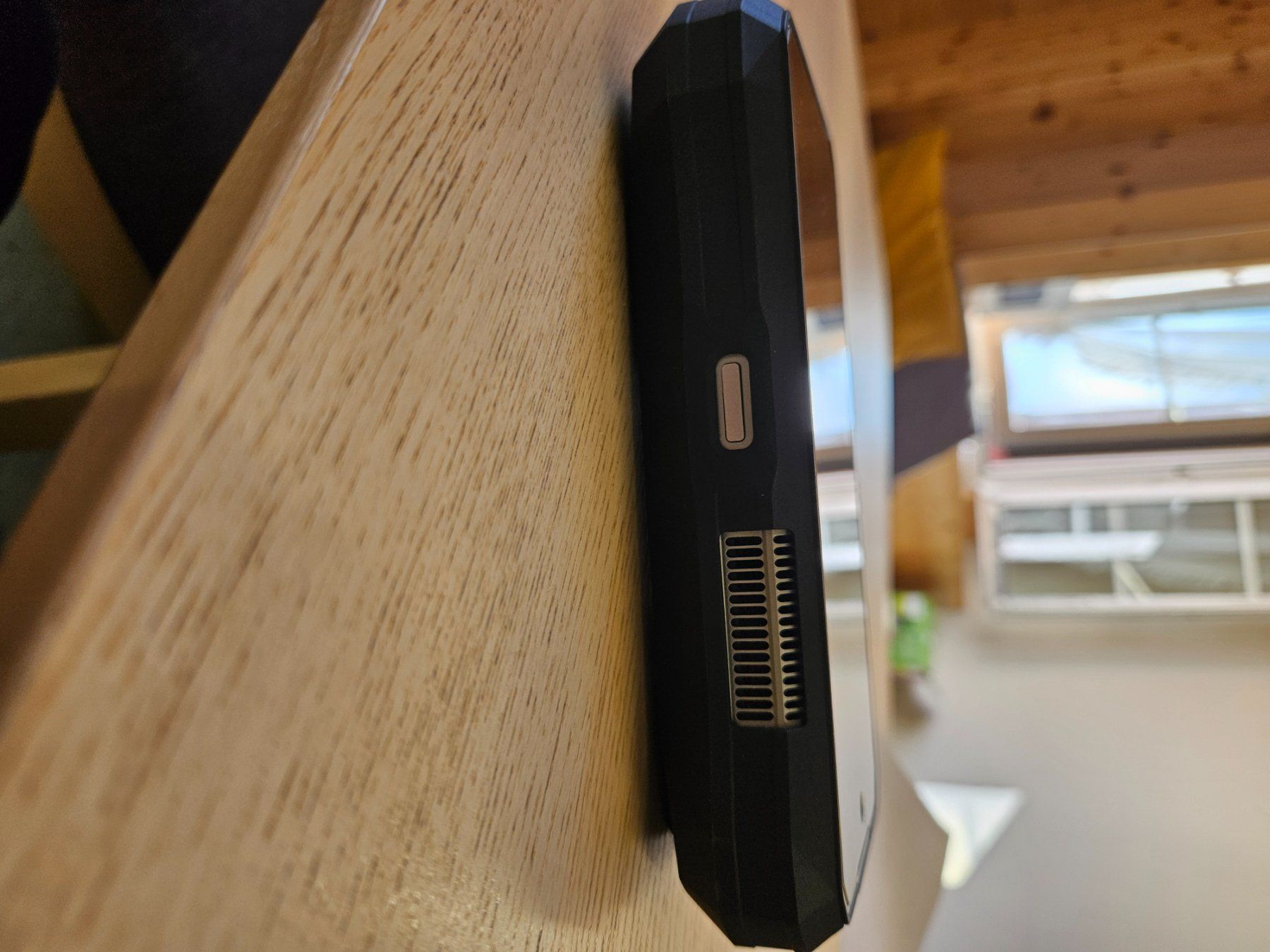 Telefoni cellulari / Smartphones: Tank X smartphone – Nuovo (secondo la descrizione) da Unterschächen venduto da chi_cg6k 1