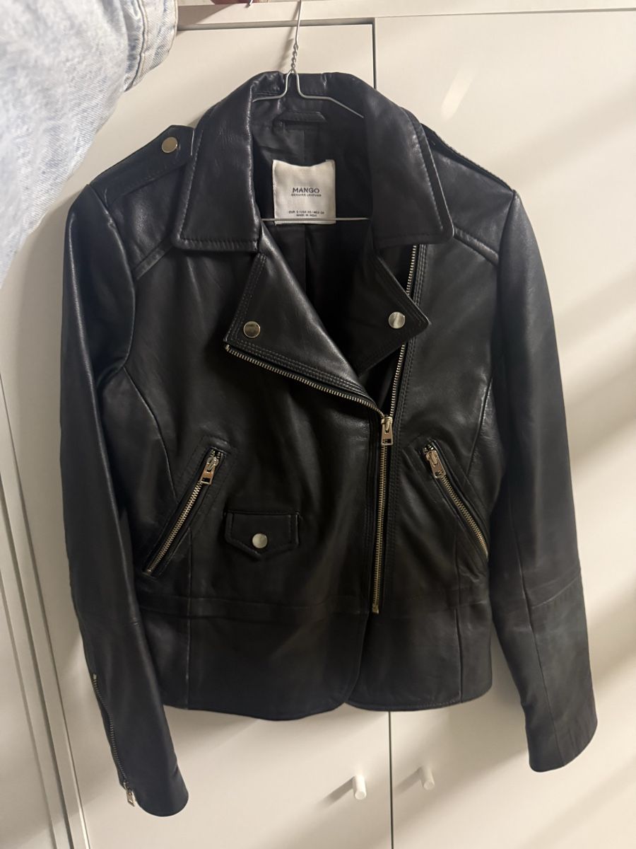 Mango Giacche: Damen Lederjacke Mango schwarz – Usato da Basel venduto da zestrila