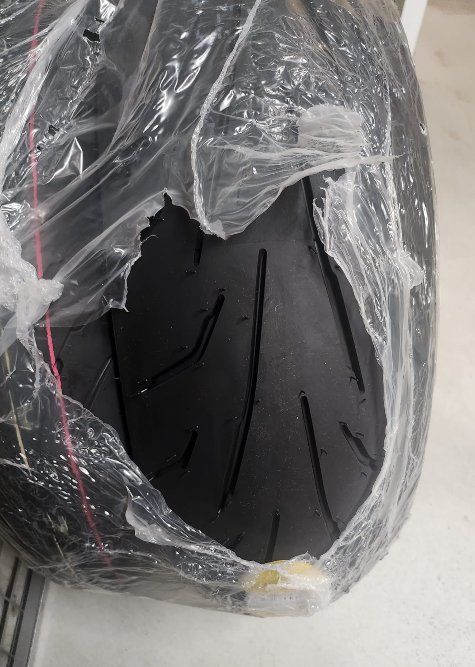 Tutti i ricambio per moto: 1 Satz Motorradreifen – Nuovo e nell'imballaggio originale da Hinwil venduto da Roemel2 1