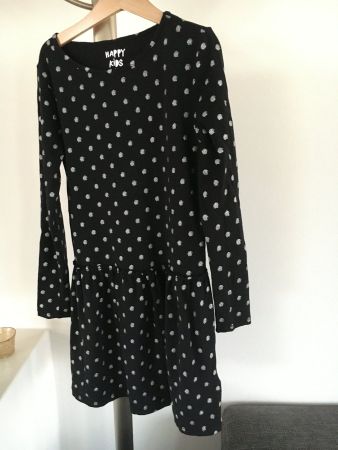 Schönes Kinderkleid von Happy KidsbyTchibo Gr.134/140