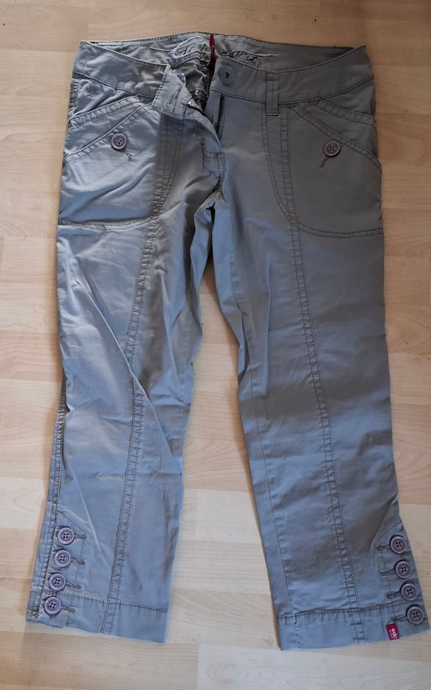 Esprit Pantaloni: Damen esprit Capri Hose 36 – Nuovo (secondo la descrizione) da Füllinsdorf venduto da Sternenblick19