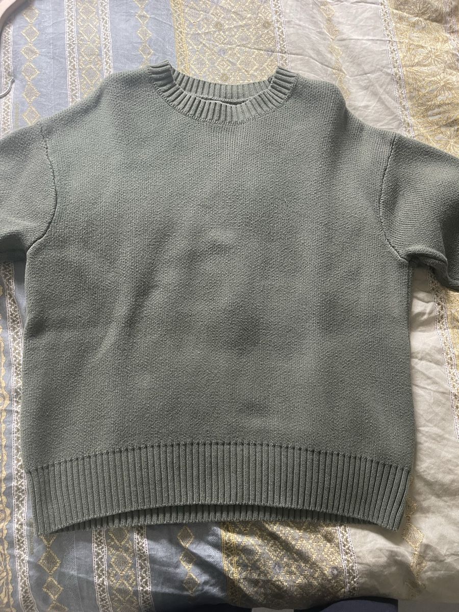 Pulls & Sweat-shirts: Pull-Over – D'occasion à Bottmingen par ale3829 1