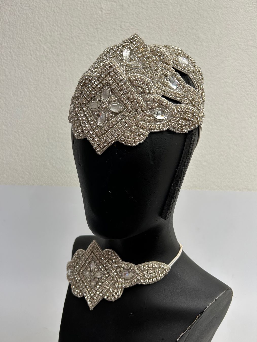 Haarschmuck: edelster Kopfschmuck individuell anwendbar – Neu (gemäss Beschreibung) aus Rheineck von emma.gut