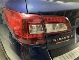 Subaru Outback Rückleuchte Links 2016 mit kleinem Fehler
