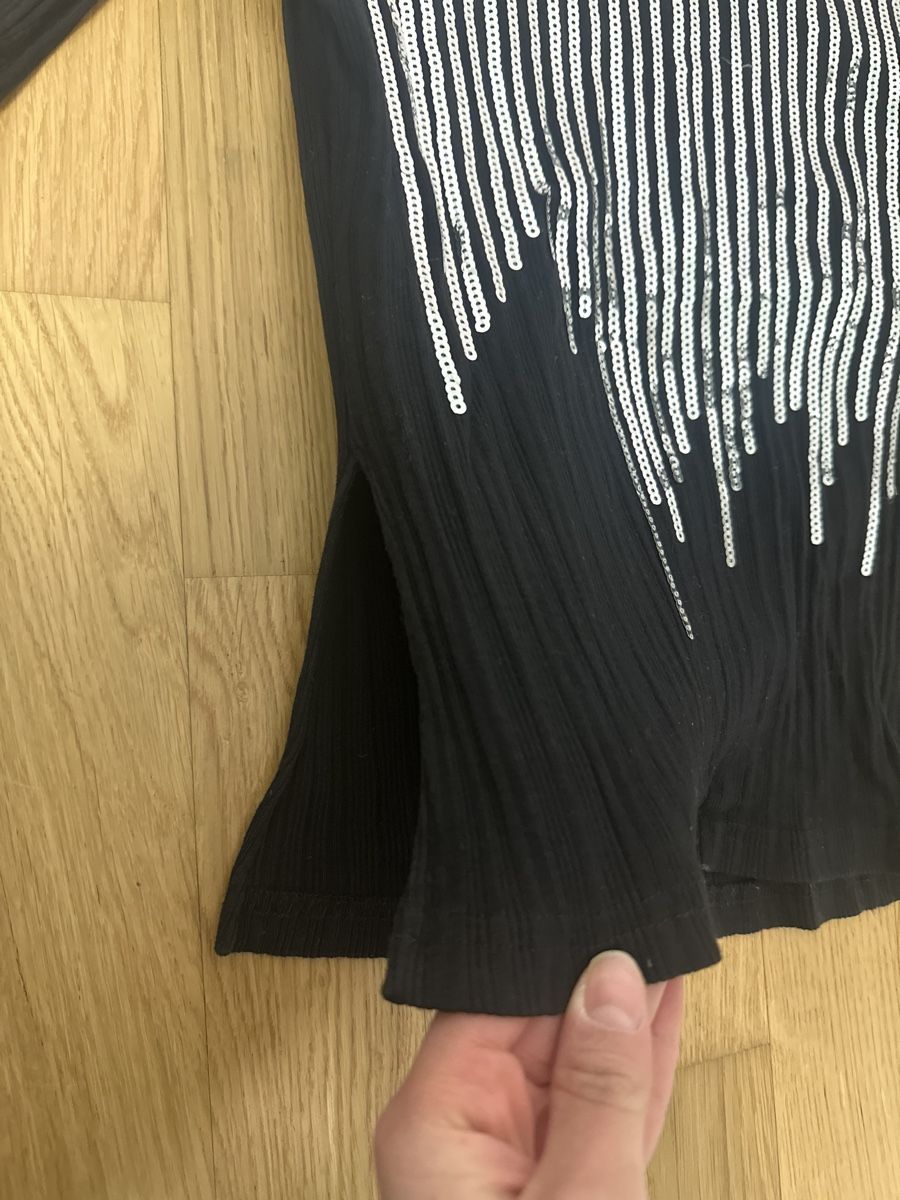 Tops: Top, schwarz mit Pailletten, Gr. S – Gebraucht aus Neuenegg von kar_smg9 2