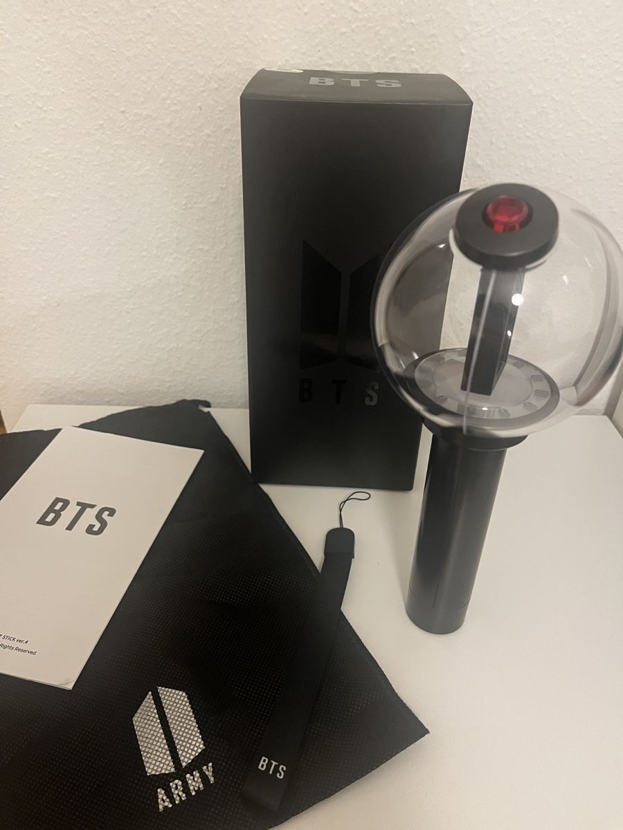 Lampen: BTS Light Stick Version 4 offiziell mit Verpackung – Gebraucht aus Riehen von sof_2xg6 1