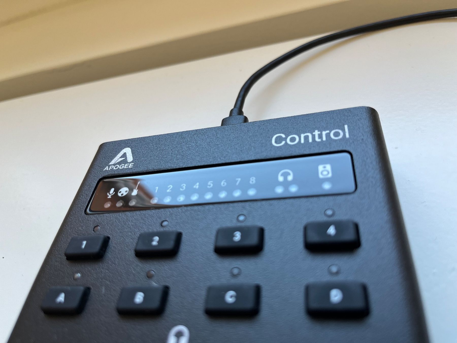 Apogee Attrezzatura per studi di registrazione: Apogee Control Hardware Remote – Nuovo (secondo la descrizione) da Mollis venduto da diligan 4