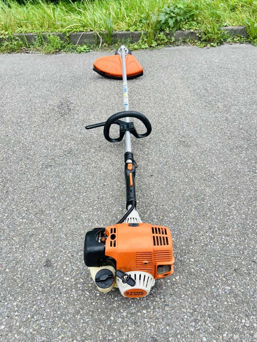 Stihl Tutti gli attrezzi: Rasentrimmer Stihl KM 100 R – Usato da Urdorf venduto da Faz_19 4