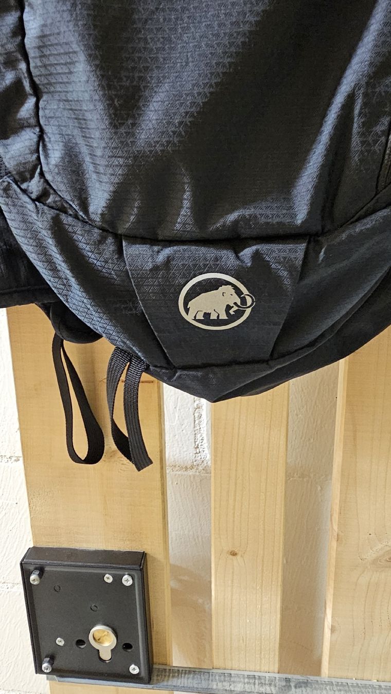 Mammut Sacs à dos: Mammut Rucksack schwarz mit Trinksystem gebraucht – Neuf (Voir description) à Rothenburg par Roeschu80 1