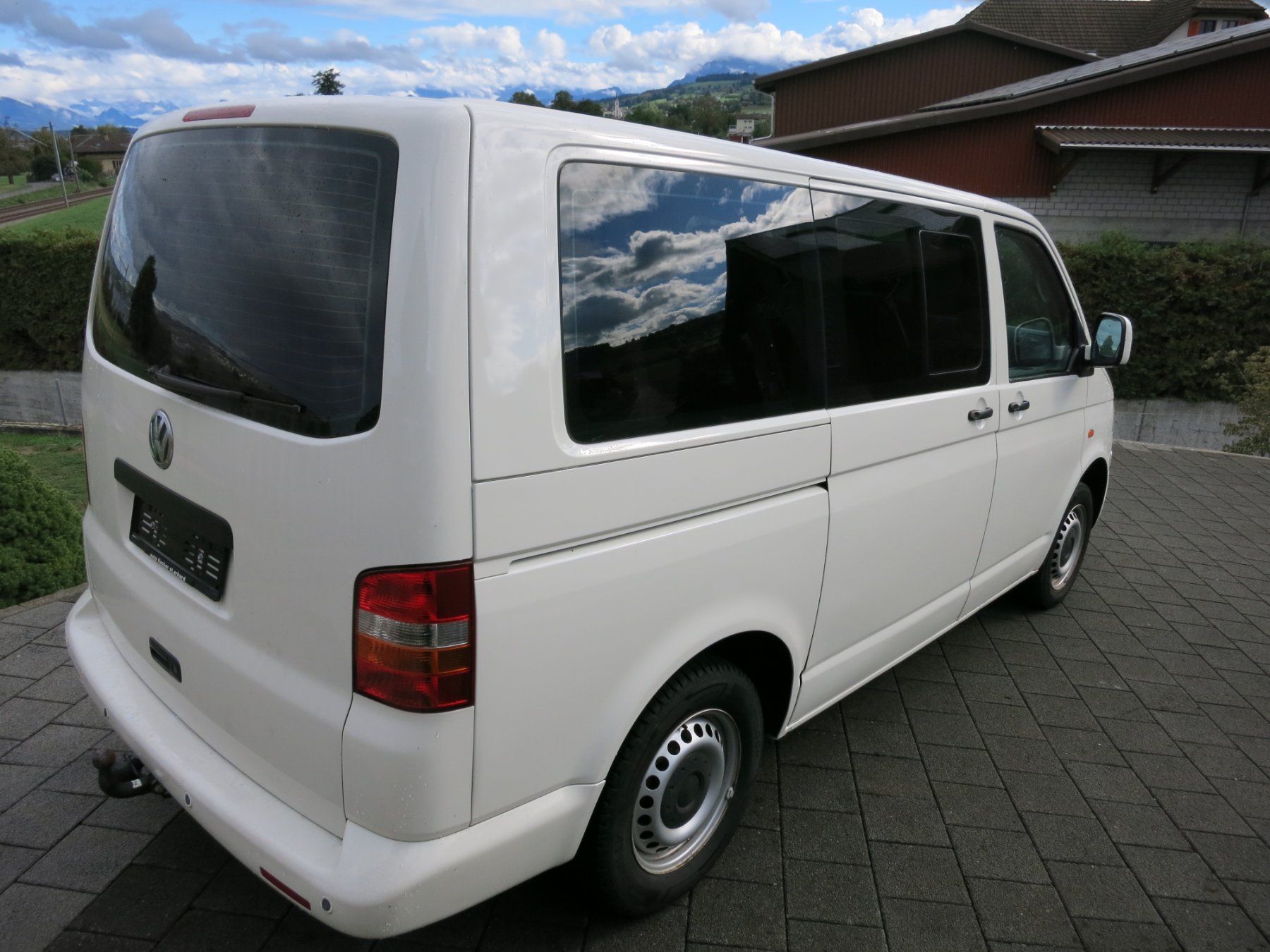 VW Automobili: VW T5 2.5TDI – Usato da Egolzwil venduto da aut_nh87 2
