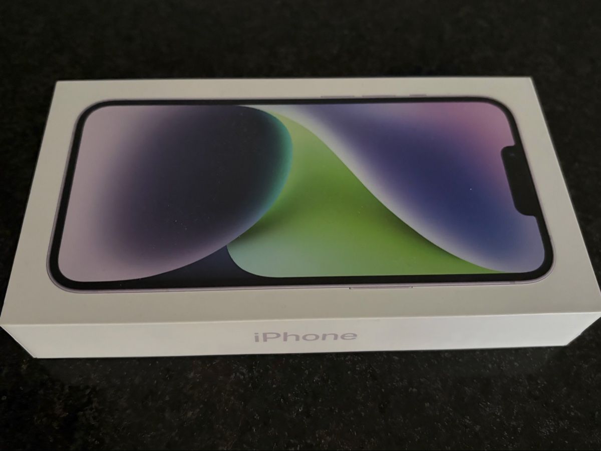 Apple Portables: Apple iPhone 14 hellblau mit Originalverpackung – D'occasion à Davos-Wolfgang par Davosneal