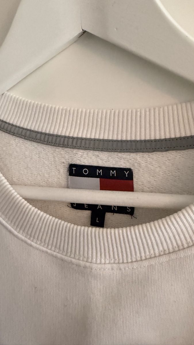Tommy Hilfiger Pullover & Sweatshirts: Tommy Jeans Pullover Weiss Grösse L guter Zustand – Gebraucht aus Horn von shuyakra 2