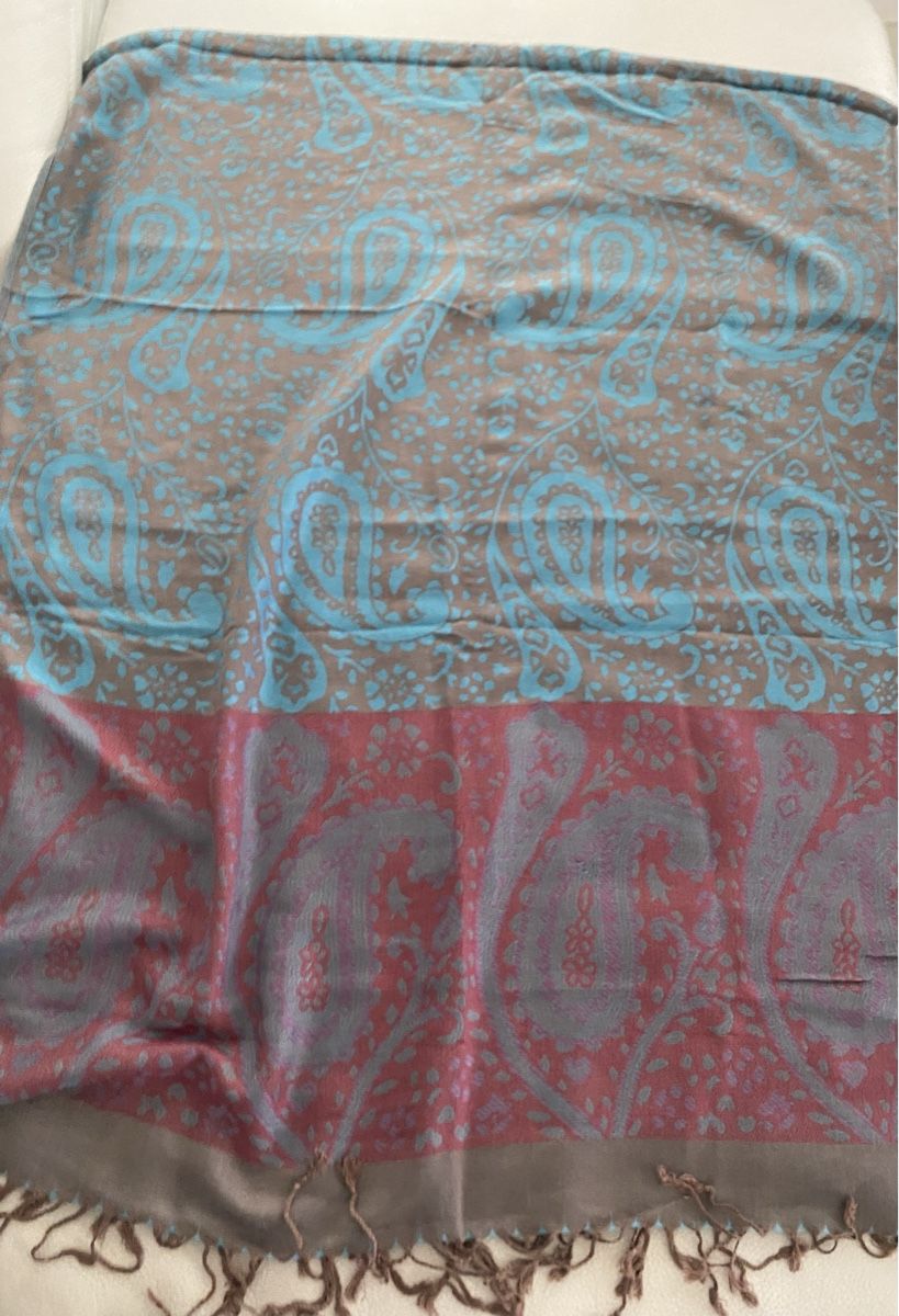 Foulards, Tücher & Schals: Pashmina Schal 🌸 – Gebraucht aus Opfikon von Luis144 1