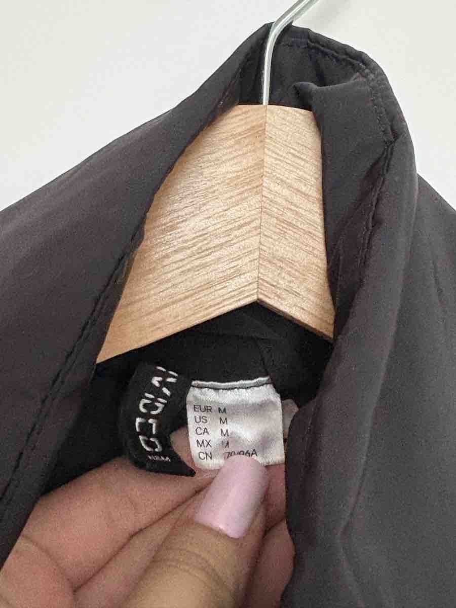 H&M Giacche: H&M Divided Jacke schwarz Grösse M – Usato da Itingen venduto da emi_khc2 2