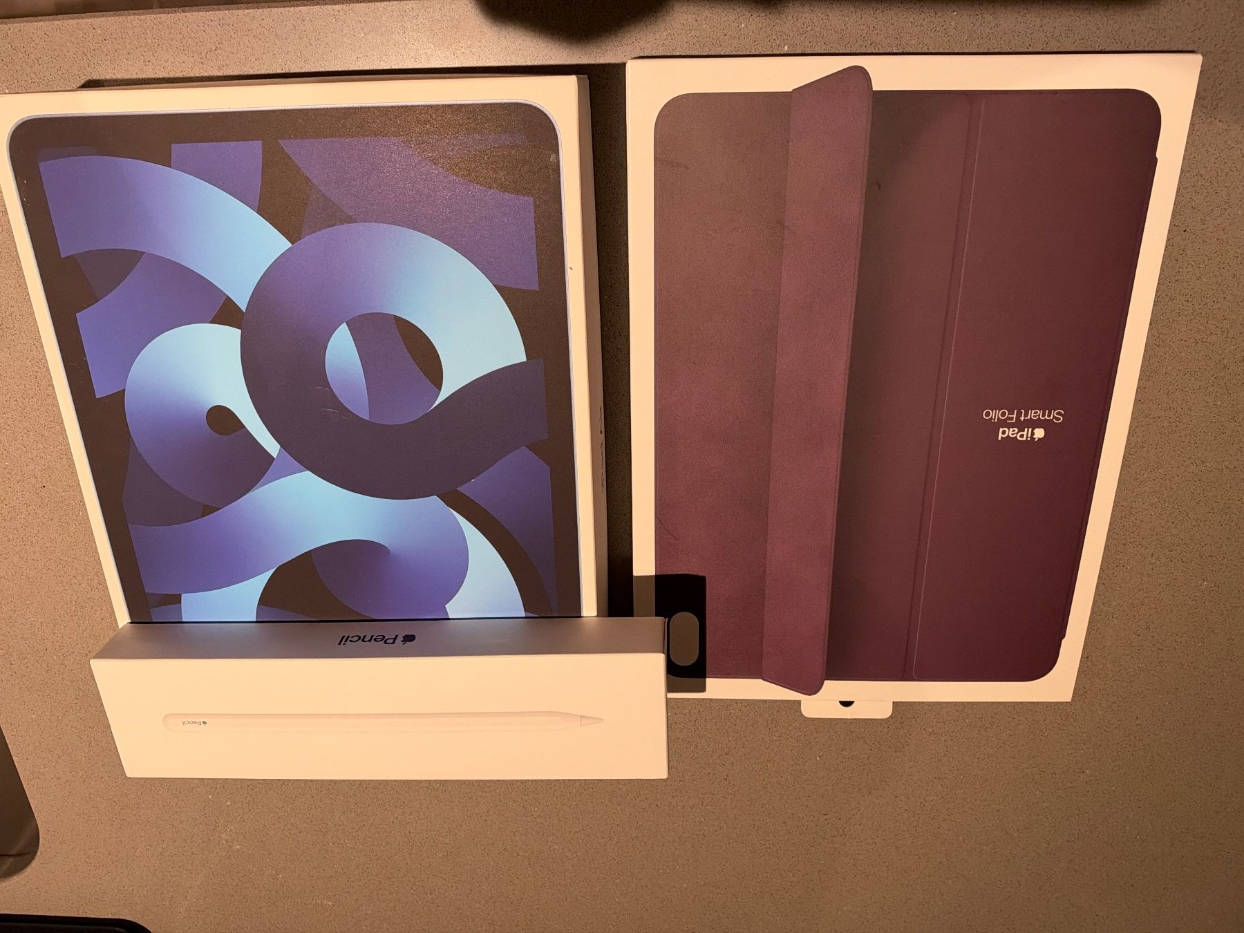 Apple Tablet PC: Ipad Air M1 – Nuovo (secondo la descrizione) da Stettfurt venduto da nfr_q6z2 6