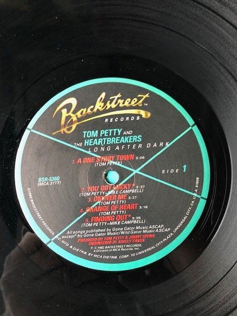 Dischi in vinile: Tom Petty And The Heartbreakers – Usato da Aarwangen venduto da Jukebox3 7