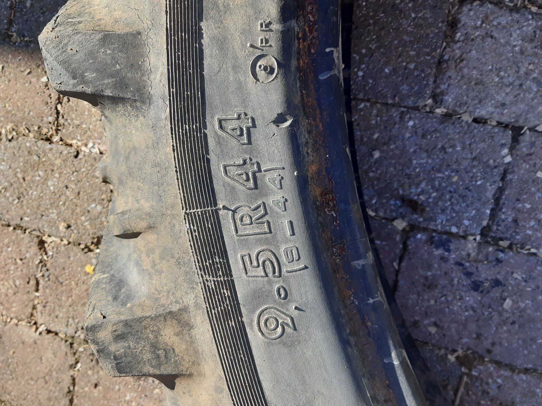 Cerchioni: jante étroite  tracteur – Usato da Les Breuleux venduto da Lippiz 1