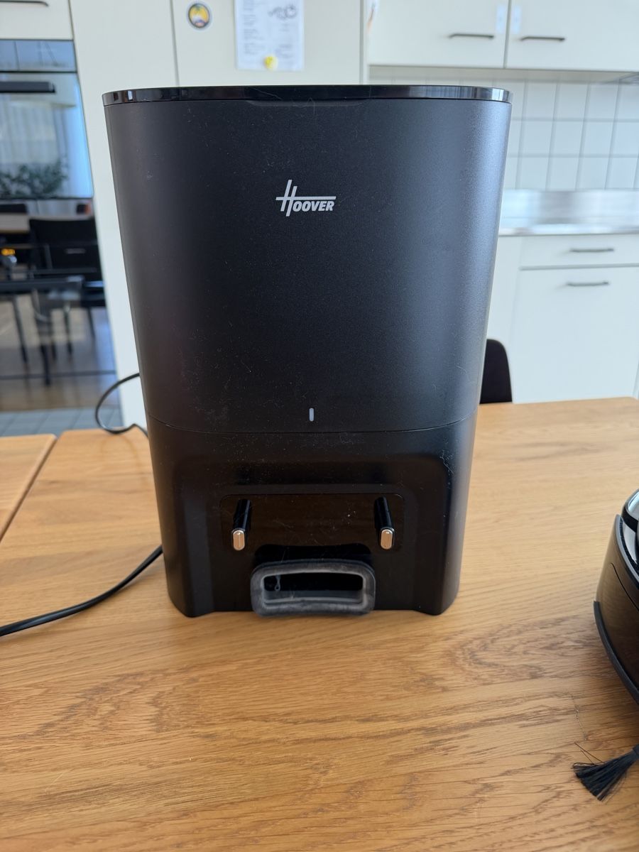 Aspirateurs & Accessoires: Roboter Staubsauger – D'occasion à Hausen AG par eri_8sx8 1