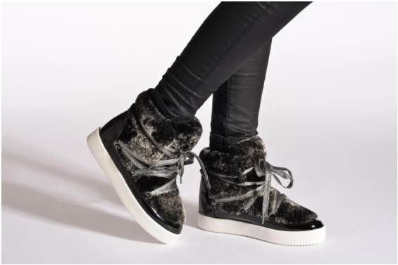 Scarpe da donna: Bottes de neige Yellow Mellow – Nuovo e nell'imballaggio originale da Zürich venduto da cib_6krj