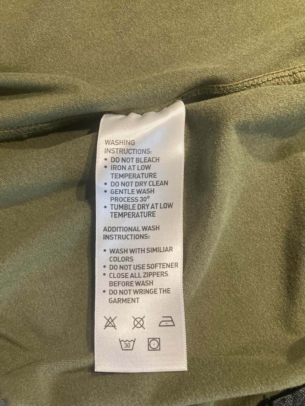 Sherpa Jacken: Sherpa Jacke Top Zustand – Gebraucht aus Bischofszell von Silberviolett 6