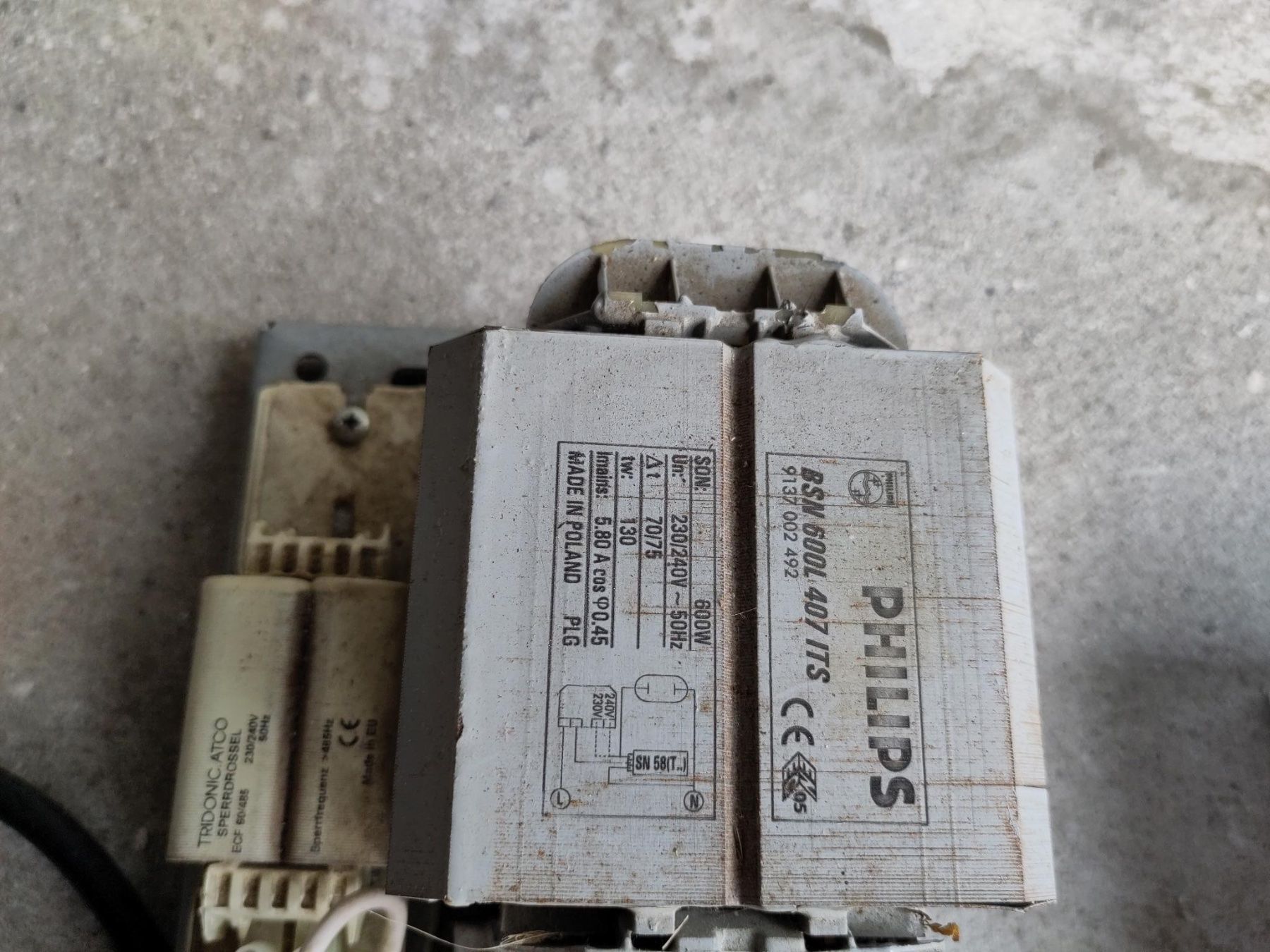 Alimentazione elettrica: Philips 600W Transformer for Lamps – Usato da Capolago venduto da Bomberz 2