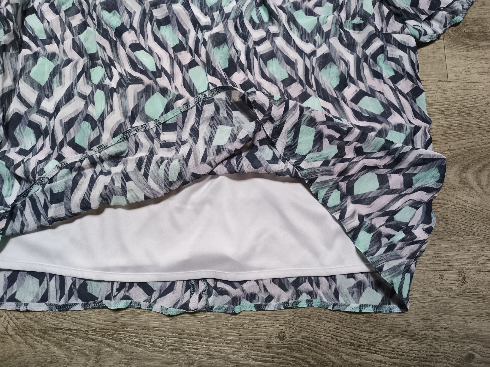 Blusen: Bluse L/XL  Neu – Neu (gemäss Beschreibung) aus Bätterkinden von Elefantenzoo 1