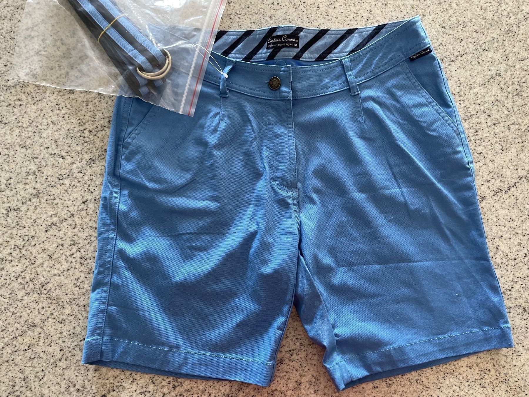 Pantaloni: Kurze Hose von Captain cersain – Nuovo e nell'imballaggio originale da Neuwilen venduto da bobbel01