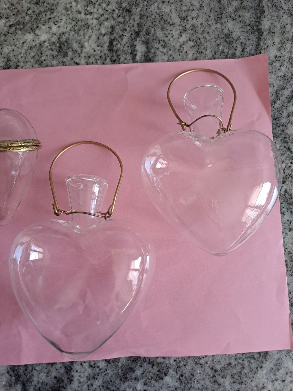 Tutte le decorazioni: Dekoherzen Glas Set mit 4 Stück – Nuovo (secondo la descrizione) da Rickenbach LU venduto da bishiida 2