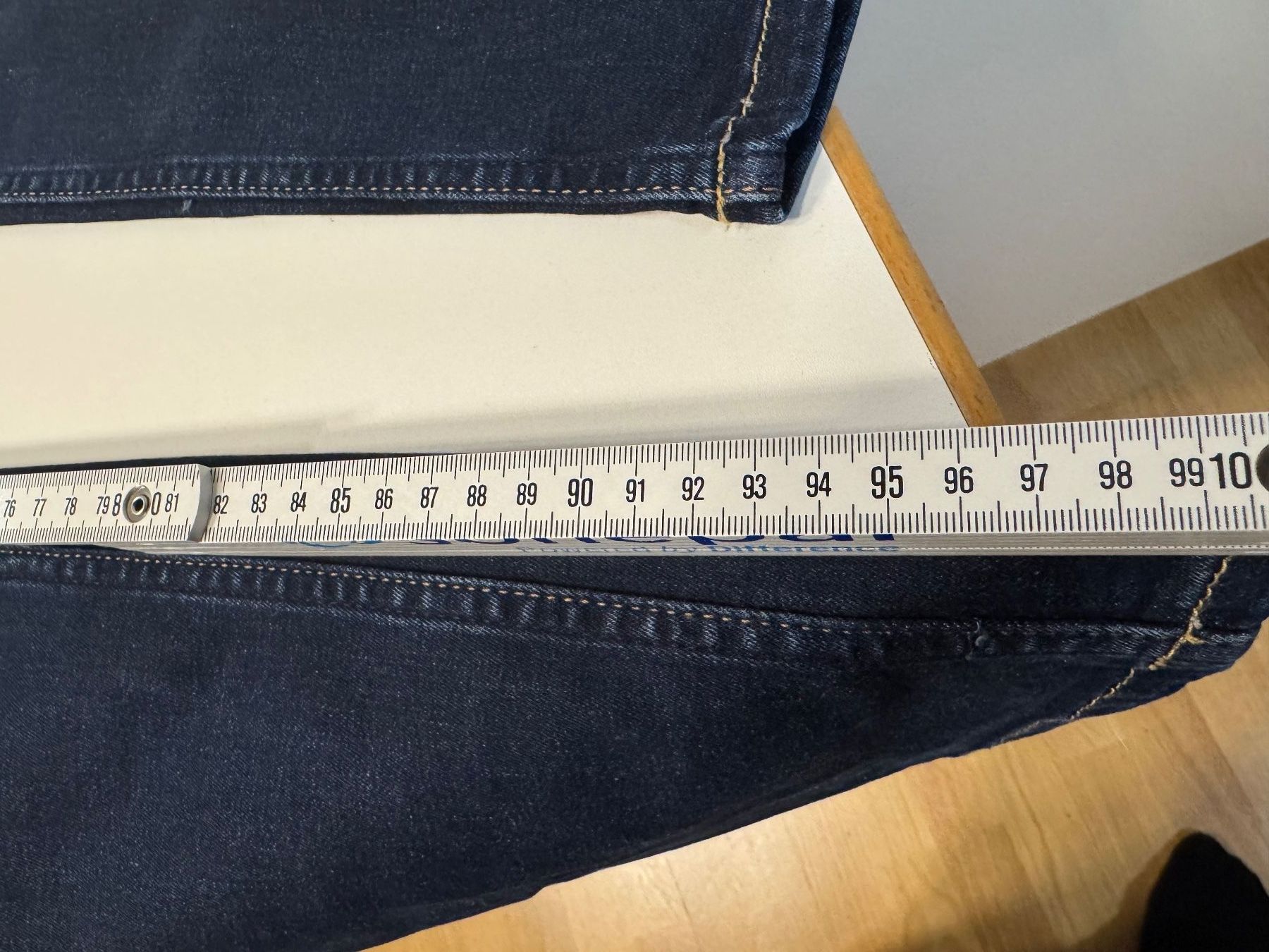 Pepe Jeans Jeans: Pepe Jeans Venus Gr. 30/32 – Nuovo (secondo la descrizione) da Zäziwil venduto da blackpearl 7