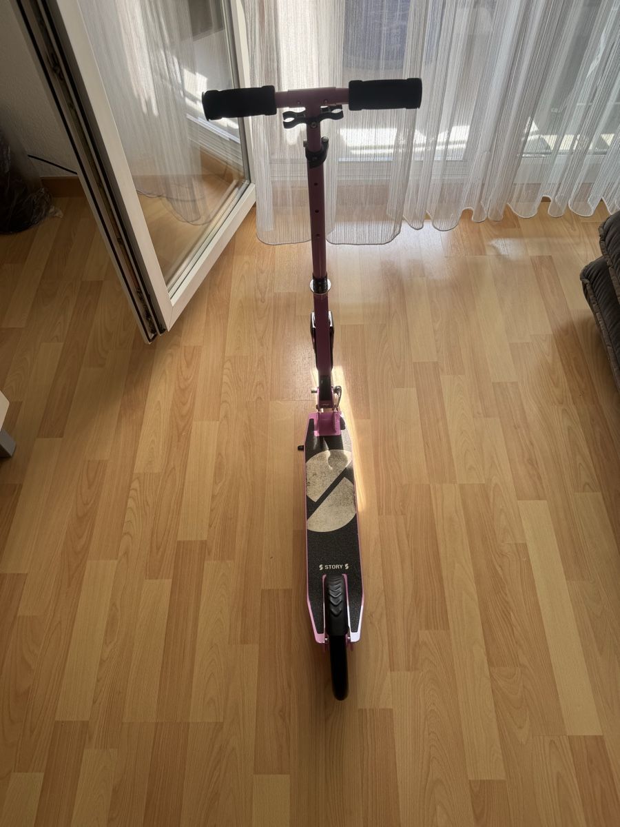 Fahrzeuge für Kinder: Rollerblade Scooter Pink Used – Gebraucht aus Zürich von Qurmanc