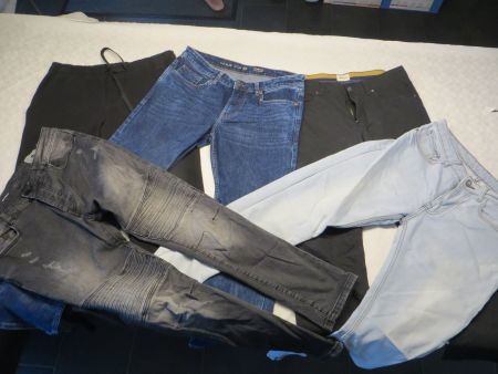 26 teil. Kleiderpaket Gr.170/176 für coole Jungs Guter Zust.