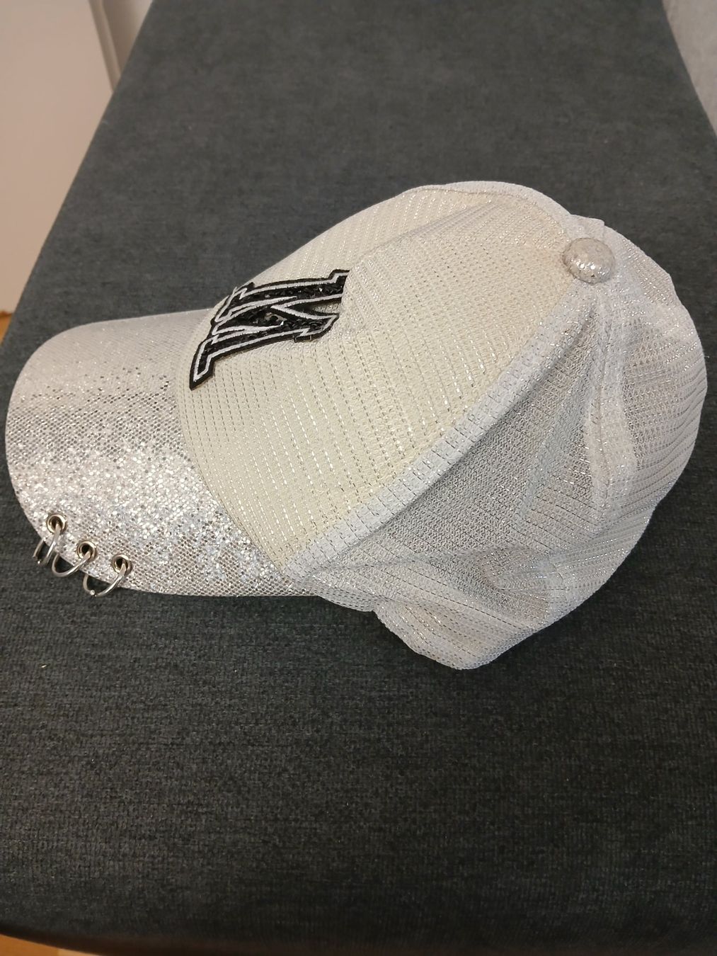 Hüte, Mützen & Caps: Casquette mit glitzer – Neu (gemäss Beschreibung) aus Glattbrugg von fin_66d8 1