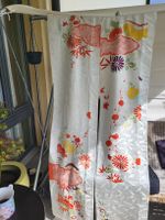 Antike japanische Kimonoseide, Blumenmuster, 2 Panels