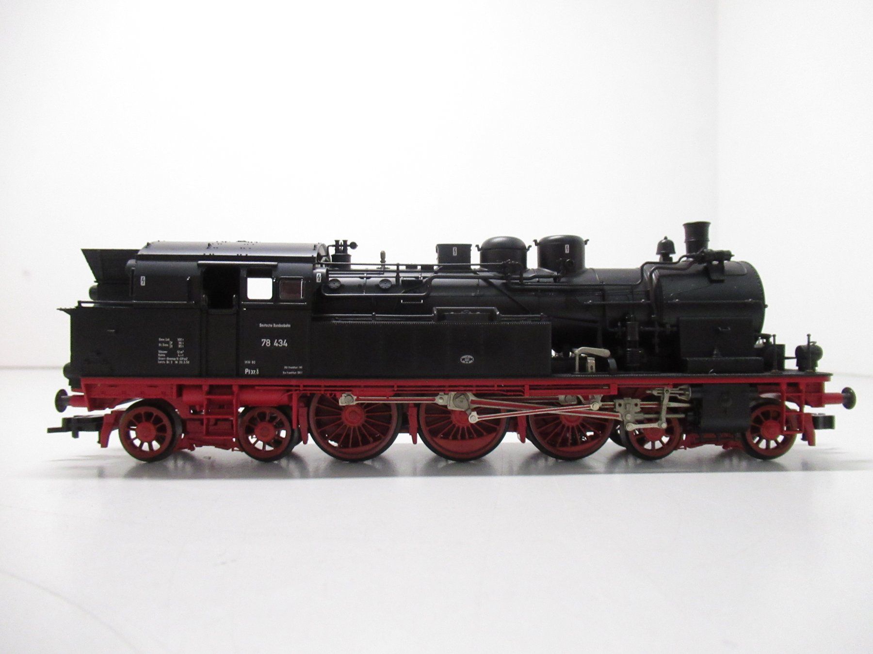 Fleischmann Modellini di ferrovie: Fleischmann 4078 Dampflok BR78 Deutsche Bundesbahn Analog – Usato da Basel venduto da mhmarken 1