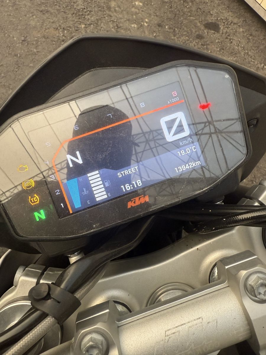 Route: Ktm Duke 690 – D'occasion à Eichberg par Weder236 5