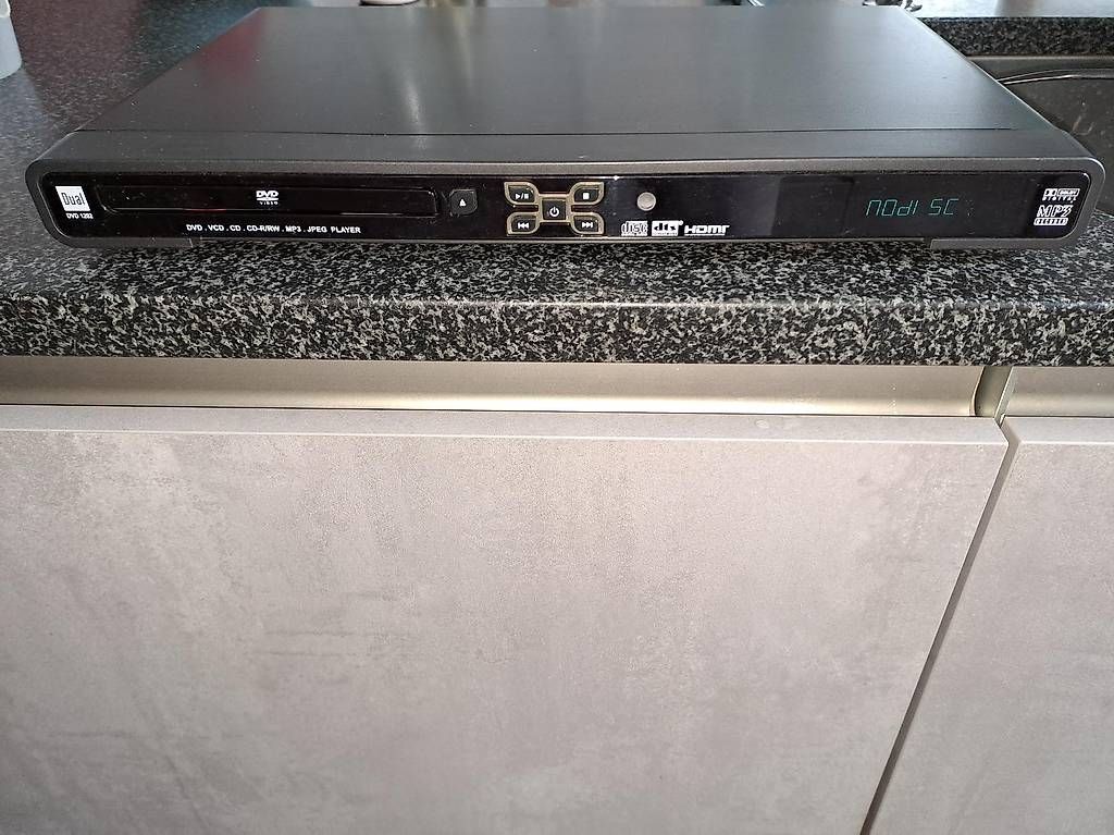 Tous les DVDs: Lecteur DVD – D'occasion à Payerne par dur_6vmz