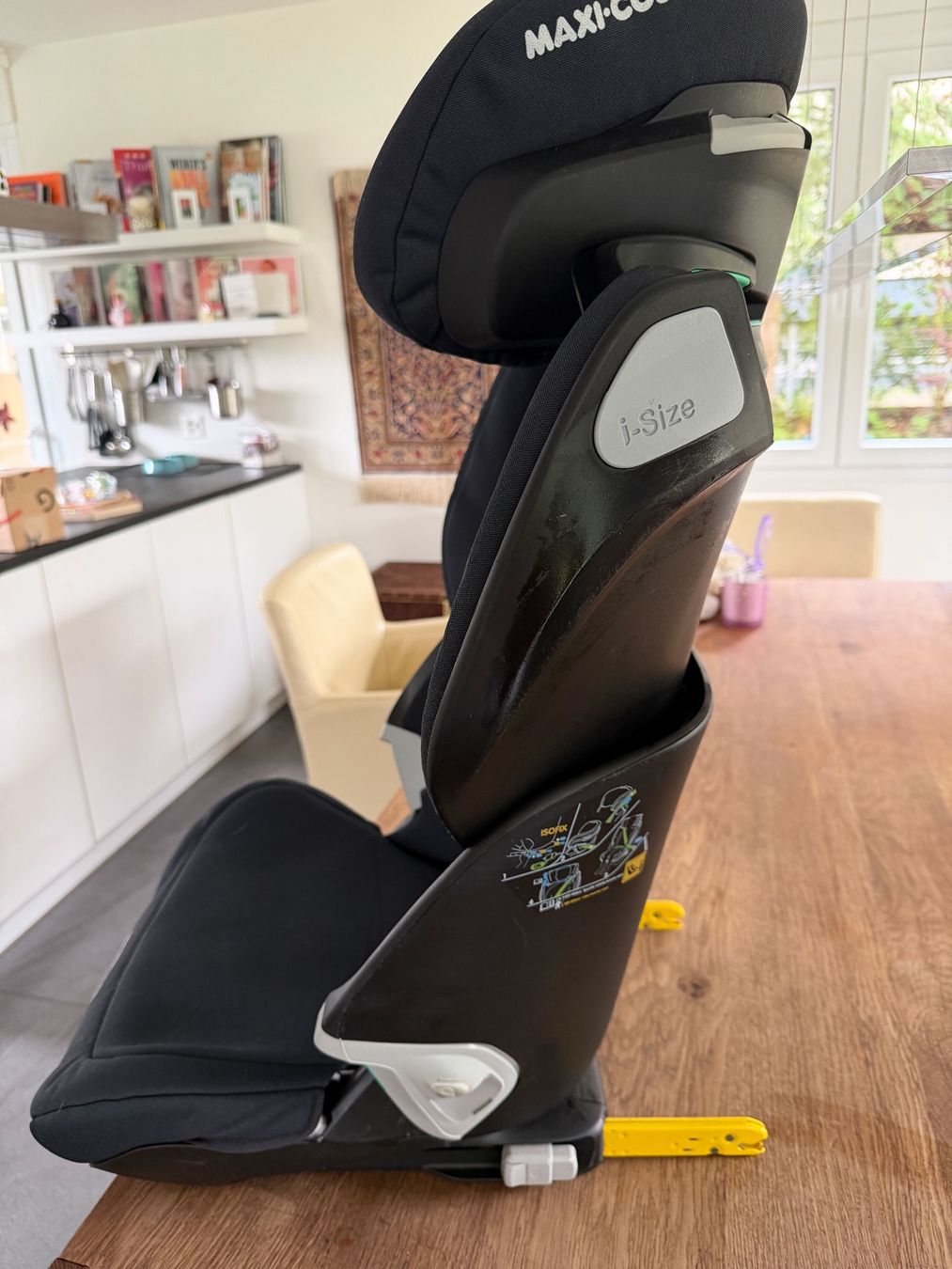 Maxi-Cosi Auto-Kindersitze: MAXI COSI Kindersitz Kore Pro i-Size Authentic Graphite – Gebraucht aus Bertschikon Gossau von CyberUrs 1